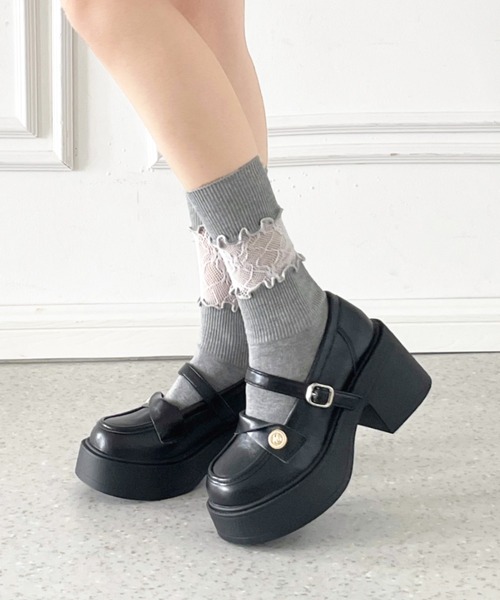 Shoes in Closet(シューズインクローゼット)の「+8.0㎝ 軽量 厚底 スクエアトゥ コイン アクセント メリージェーン ローファー パンプス 485(ローファー・レディース・ブラック/ダークブラウン・S/M/L/LL)」の1枚目の写真