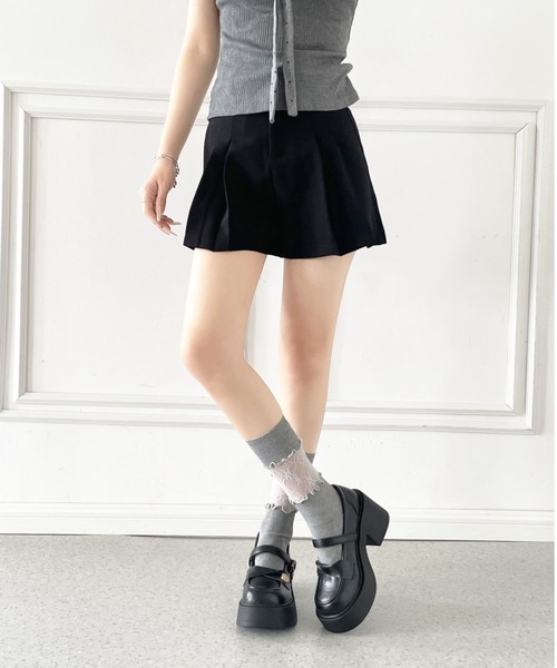 Shoes in Closet(シューズインクローゼット)の「+8.0㎝ 軽量 厚底 スクエアトゥ コイン アクセント メリージェーン ローファー パンプス 485(ローファー・レディース・ブラック/ダークブラウン・S/M/L/LL)」の6枚目の写真