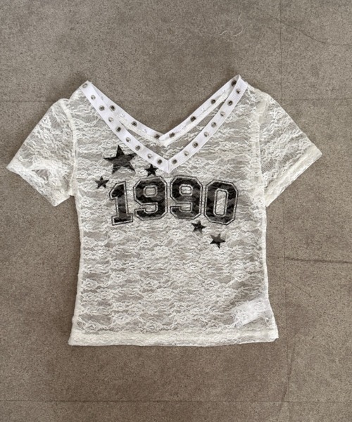 lilful（リルフル）の「【26年春夏新作】Y2K ナンバリングデザイン スタッズ&アイレットアクセント シアーレーストップス（Tシャツ/カットソー・レディース・ブラック/ホワイト・F）」の8枚目の写真