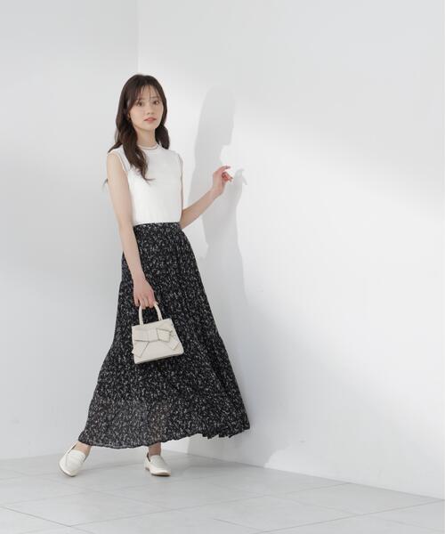 PROPORTION BODY DRESSING(プロポーションボディドレッシング)の「【中川紅葉さん着用】小花プリーツロングスカート / 1216120503(スカート・レディース・ブラック/ホワイト系その他・SMALL/MEDIUM/P/S)」の2枚目の写真
