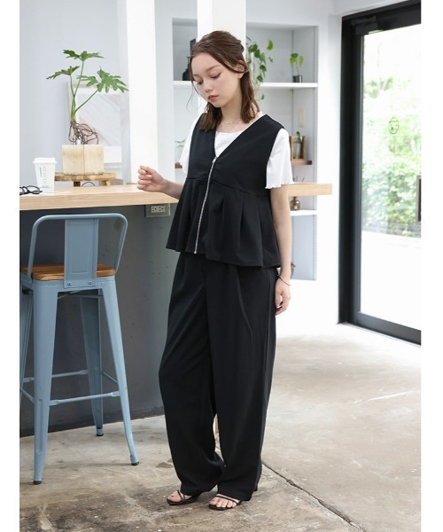 fifth(フィフス)の「【2点セット】ペプラムジップベスト×パンツ(セットアップ・レディース・チャコールグレー・M)」の4枚目の写真