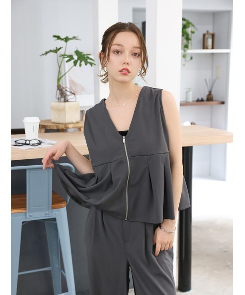 fifth(フィフス)の「【2点セット】ペプラムジップベスト×パンツ(セットアップ・レディース・チャコールグレー・M)」の15枚目の写真