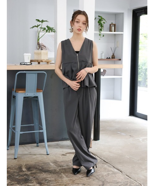 fifth(フィフス)の「【2点セット】ペプラムジップベスト×パンツ(セットアップ・レディース・チャコールグレー・M)」の19枚目の写真