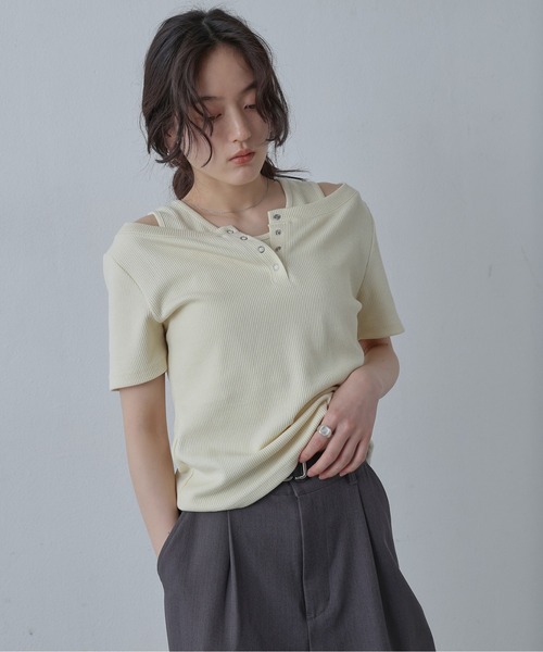 COLONY 2139（コロニートゥーワンスリーナイン）の「テレコレイヤードヘンリーネック半袖Tシャツ（Tシャツ/カットソー・レディース・グレー/ブラック/イエロー・FREE）」の20枚目の写真