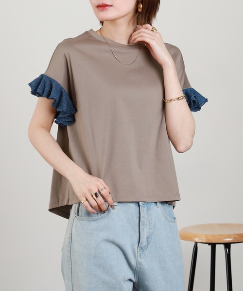 EGLANTINE（エグランティーヌ）の「EGLANTINE 袖ニットフリルカットソー 半袖（Tシャツ/カットソー・レディース・グレイッシュベージュ/コーラル/ブラック/オフホワイト・38）」の22枚目の写真