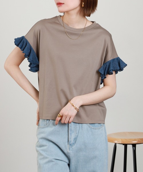 EGLANTINE（エグランティーヌ）の「EGLANTINE 袖ニットフリルカットソー 半袖（Tシャツ/カットソー・レディース・グレイッシュベージュ/コーラル/ブラック/オフホワイト・38）」の20枚目の写真