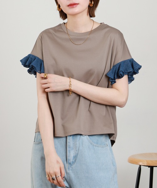 EGLANTINE（エグランティーヌ）の「EGLANTINE 袖ニットフリルカットソー 半袖（Tシャツ/カットソー・レディース・グレイッシュベージュ/コーラル/ブラック/オフホワイト・38）」の21枚目の写真