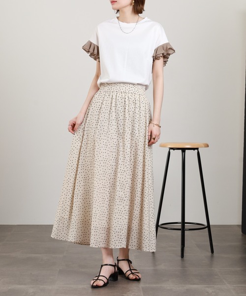 EGLANTINE（エグランティーヌ）の「EGLANTINE 袖ニットフリルカットソー 半袖（Tシャツ/カットソー・レディース・グレイッシュベージュ/コーラル/ブラック/オフホワイト・38）」の11枚目の写真