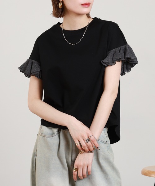 EGLANTINE（エグランティーヌ）の「EGLANTINE 袖ニットフリルカットソー 半袖（Tシャツ/カットソー・レディース・グレイッシュベージュ/コーラル/ブラック/オフホワイト・38）」の15枚目の写真