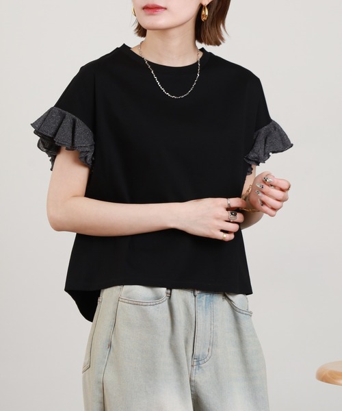 EGLANTINE（エグランティーヌ）の「EGLANTINE 袖ニットフリルカットソー 半袖（Tシャツ/カットソー・レディース・グレイッシュベージュ/コーラル/ブラック/オフホワイト・38）」の16枚目の写真