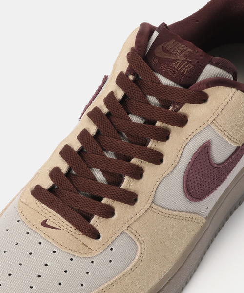NIKE（ナイキ）の「NIKE AIR FORCE 1 '07 PRM IQ3408-286（スニーカー・メンズ・ベージュ・27cm/26.5cm/26cm/28.5cm/28cm/27.5cm）」の6枚目の写真