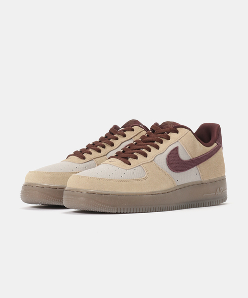 NIKE（ナイキ）の「NIKE AIR FORCE 1 '07 PRM IQ3408-286（スニーカー・メンズ・ベージュ・27cm/26.5cm/26cm/28.5cm/28cm/27.5cm）」の7枚目の写真
