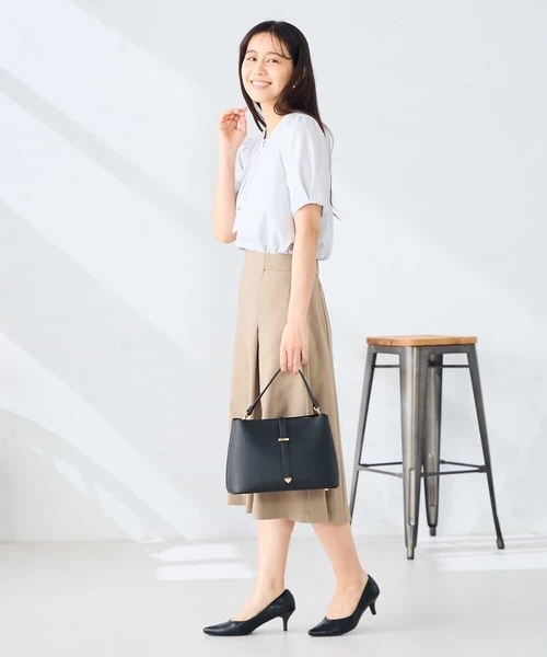 a.v.v(アーヴェヴェ)の「【洗える】チャーム付きボウタイブラウス(シャツ/ブラウス・レディース・アイボリー/ホワイト/ライトグレー・38/36/40/42)」の20枚目の写真