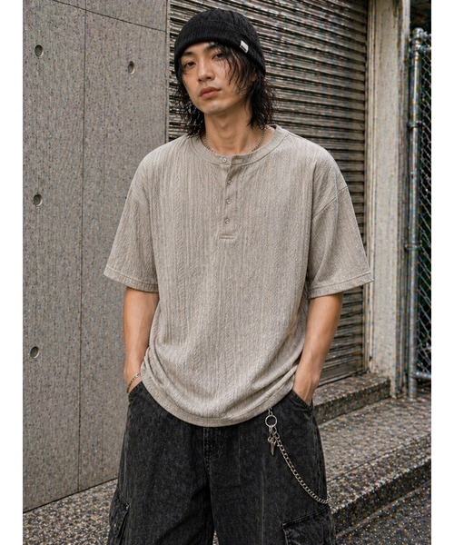 Bling Leads(ブリングリーズ)の「【Bls】 【ZM】【Bling Leads】ランダムテレコ ヘンリーネックTEE(Tシャツ/カットソー・メンズ・グレー系その他/ブラウン/チャコール/ブラック・LARGE/MEDIUM)」の2枚目の写真