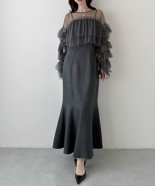 Meiru(メイル)の「チュールフリルトップス+マーメイドキャミワンピースset(ワンピース・レディース・ダークグレー/ブラック/ピンクベージュ・SMALL/MEDIUM/LARGE)」の1枚目の写真