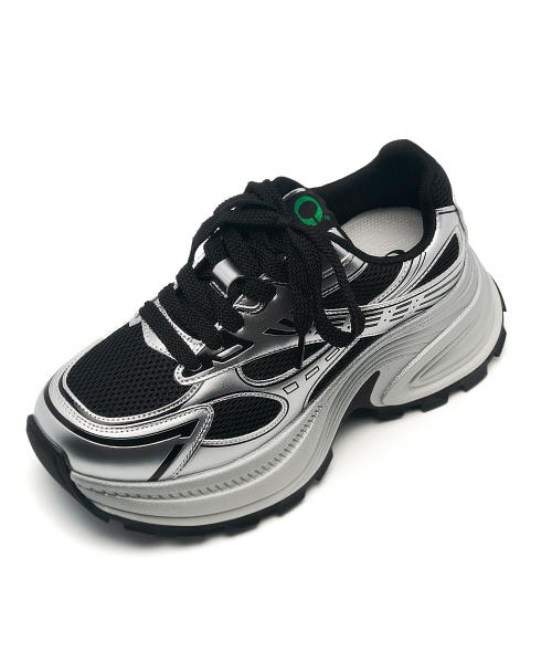 CLLIB(クリブ)の「COSHER SNEAKERS スタンディングスニーカー7CM -CL0702 (3カラー)(スニーカー・レディース・シルバー/ブラック/グレー・23cm/23.5cm/24cm/24.5cm/25cm)」の5枚目の写真