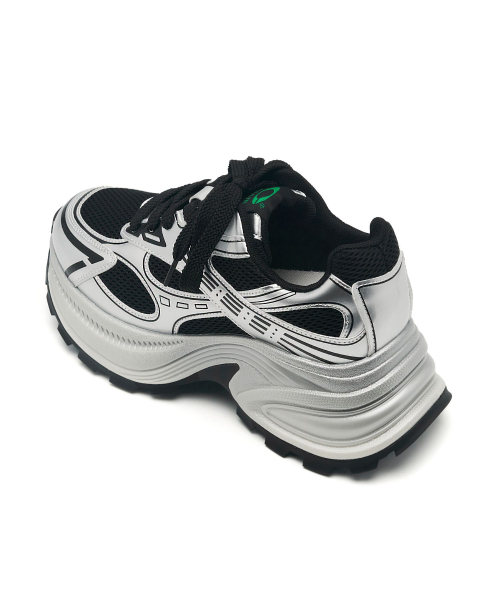 CLLIB(クリブ)の「COSHER SNEAKERS スタンディングスニーカー7CM -CL0702 (3カラー)(スニーカー・レディース・シルバー/ブラック/グレー・23cm/23.5cm/24cm/24.5cm/25cm)」の8枚目の写真