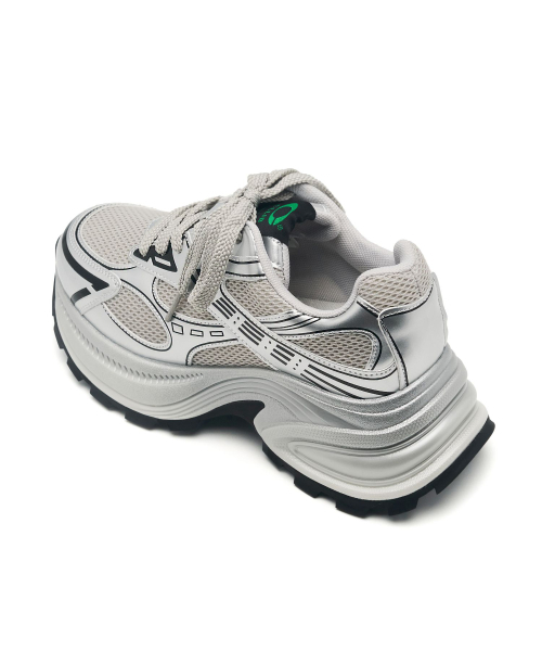 CLLIB(クリブ)の「COSHER SNEAKERS スタンディングスニーカー7CM -CL0702 (3カラー)(スニーカー・レディース・シルバー/ブラック/グレー・23cm/23.5cm/24cm/24.5cm/25cm)」の9枚目の写真