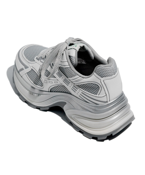 CLLIB(クリブ)の「COSHER SNEAKERS スタンディングスニーカー7CM -CL0702 (3カラー)(スニーカー・レディース・シルバー/ブラック/グレー・23cm/23.5cm/24cm/24.5cm/25cm)」の10枚目の写真