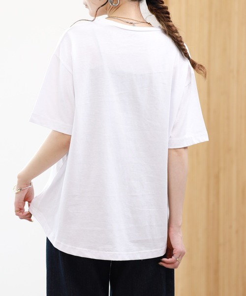 EGLANTINE(エグランティーヌ)の「EGLANTINE コード刺繍半袖Tシャツ(Tシャツ/カットソー・レディース・ブラック/オフホワイト・38)」の17枚目の写真