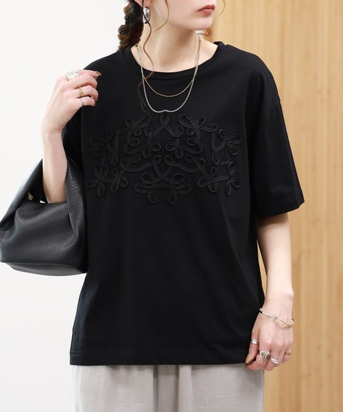 EGLANTINE(エグランティーヌ)の「EGLANTINE コード刺繍半袖Tシャツ(Tシャツ/カットソー・レディース・ブラック/オフホワイト・38)」の8枚目の写真