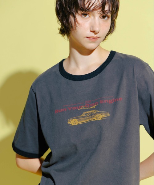 Zooodle(ズードル)の「Graphic Ringer T-Shirt - グラフィックリンガーTシャツ -(Tシャツ/カットソー・メンズ・ベージュ/チャコールグレー・MEDIUM/LARGE)」の1枚目の写真