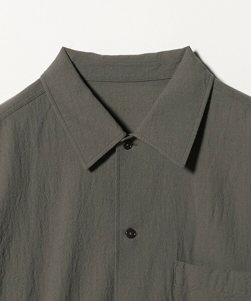 UNITED ARROWS（ユナイテッドアローズ）の「ウール/ナイロン アルバトロス ワンピースカラー ショートスリーブシャツ（シャツ/ブラウス・メンズ・ブラック/モカ/ロイヤルブルー・L/M/S/XL）」の17枚目の写真