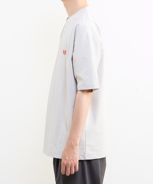 MEN'S MELROSE（メンズメルローズ）の「【MASTER FRAME/マスターフレーム】テックジャージワンポイントロゴTシャツ（Tシャツ/カットソー・メンズ・ブラック・3）」の2枚目の写真