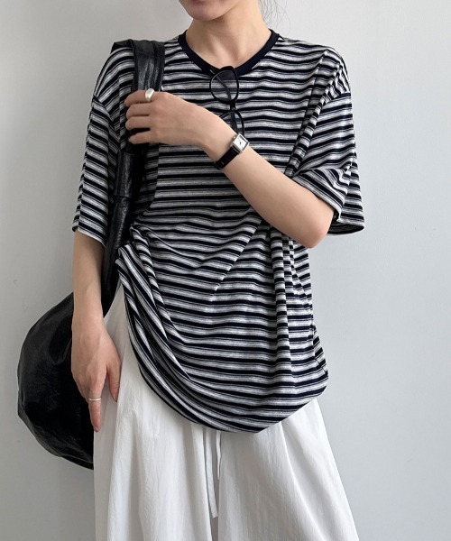 semplice(センプリチェ)の「ボーダー半袖 T シャツ(Tシャツ/カットソー・レディース・ブラック/ネイビー・F)」の15枚目の写真