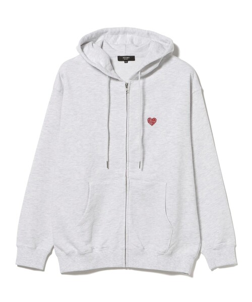 BEAMS HEART(ビームスハート)の「ハートロゴ ワンポイント フルジップパーカー(スウェット・メンズ・グレー/ブラック・SMALL/LARGE/MEDIUM)」の3枚目の写真