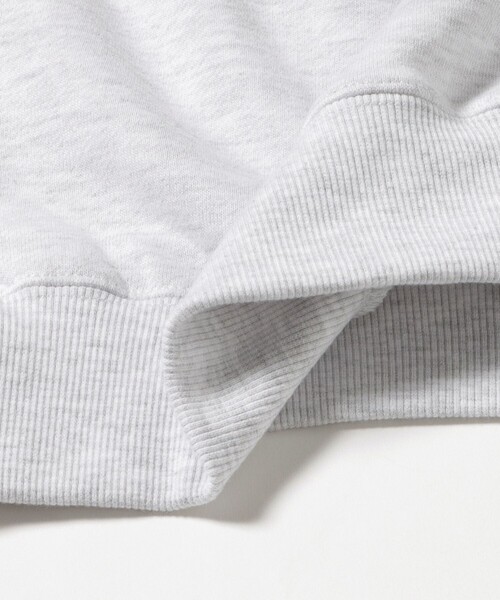 BEAMS HEART(ビームスハート)の「ハートロゴ ワンポイント フルジップパーカー(スウェット・メンズ・グレー/ブラック・SMALL/LARGE/MEDIUM)」の7枚目の写真