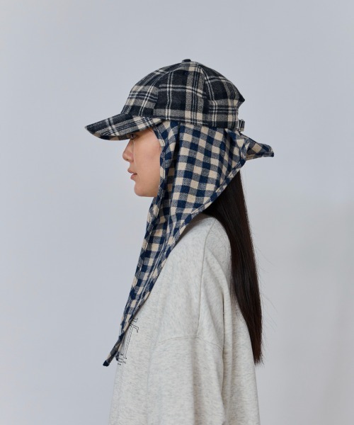 OVERRIDE(オーバーライド)の「OVERRIDE CHECK PATTERN SCARF&CAP / オーバーライド(キャップ・レディース・ブラック/ライトブルー/ブラウン・57~59cm)」の16枚目の写真