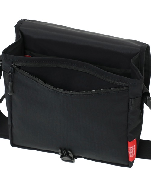 Manhattan Portage(マンハッタンポーテージ)の「DJ BAG (XSM) FZP RIPSTOP TASLAN CCC(ショルダーバッグ・メンズ・ブラック・X-SMALL)」の10枚目の写真