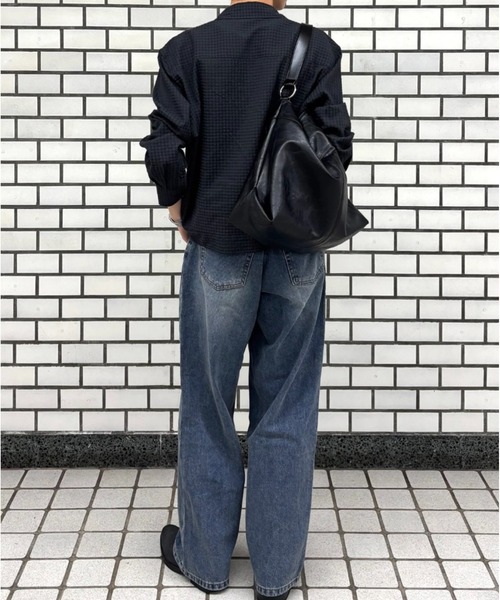 Chikashitsu +(チカシツプラス)の「【Chikashitsu +】washed wide straight denim pants (2color) / 【チカシツプラス】ウォッシュドワイドストレートデニムパンツ<着用動画あり>(デニムパンツ・メンズ・ダークブルー/ライトブルー・S)」の16枚目の写真