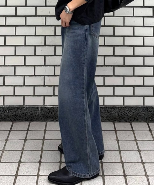 Chikashitsu +(チカシツプラス)の「【Chikashitsu +】washed wide straight denim pants (2color) / 【チカシツプラス】ウォッシュドワイドストレートデニムパンツ<着用動画あり>(デニムパンツ・メンズ・ダークブルー/ライトブルー・S)」の12枚目の写真