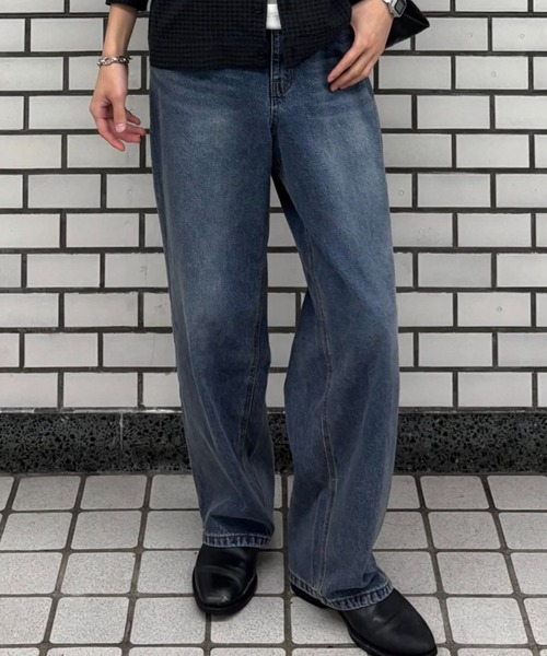 Chikashitsu +(チカシツプラス)の「【Chikashitsu +】washed wide straight denim pants (2color) / 【チカシツプラス】ウォッシュドワイドストレートデニムパンツ<着用動画あり>(デニムパンツ・メンズ・ダークブルー/ライトブルー・S)」の11枚目の写真