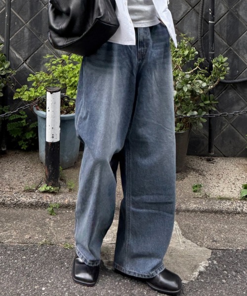 Chikashitsu +(チカシツプラス)の「【Chikashitsu +】washed wide straight denim pants (2color) / 【チカシツプラス】ウォッシュドワイドストレートデニムパンツ<着用動画あり>(デニムパンツ・メンズ・ダークブルー/ライトブルー・S)」の17枚目の写真