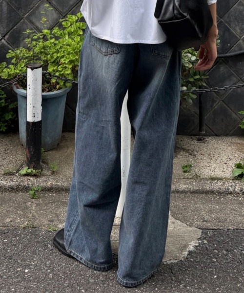 Chikashitsu +(チカシツプラス)の「【Chikashitsu +】washed wide straight denim pants (2color) / 【チカシツプラス】ウォッシュドワイドストレートデニムパンツ<着用動画あり>(デニムパンツ・メンズ・ダークブルー/ライトブルー・S)」の19枚目の写真