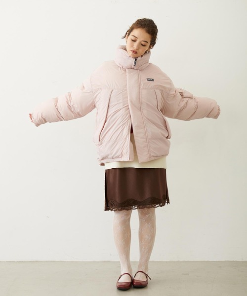 MILKFED.(ミルクフェド)の「OVERSIZED PUFFER JACKET(ダウンジャケット/コート・レディース・ブラック/オフホワイト/ライトピンク・S/M)」の14枚目の写真