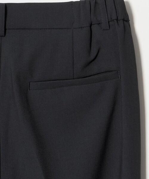 A DAY IN THE LIFE UNITED ARROWS(アデイインザライフユナイテッドアローズ)の「ドビー タックストレートパンツ ‐セットアップ対応・ウォッシャブル‐<A DAY IN THE LIFE>(その他パンツ・レディース・ベージュ/ネイビー・38/36/40)」の15枚目の写真