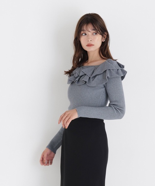 NATURAL BEAUTY BASIC(ナチュラルビューティーベーシック)の「フリルスクエアネックニット(ニット/セーター・レディース・ラベンダー/チャコールグレー/オフホワイト・FREE)」の15枚目の写真