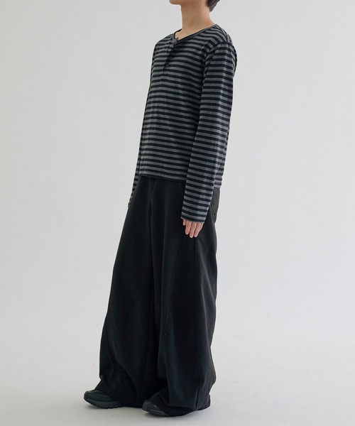 EPNK（イーピーエヌケー）の「Assorted border long sleeve henly tee / アソートボーダーロングスリーブヘンリーT（Tシャツ/カットソー・メンズ・カーキ/ブラック/ブラック系・MEDIUM/SMALL/LARGE）」の21枚目の写真