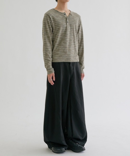 EPNK（イーピーエヌケー）の「Assorted border long sleeve henly tee / アソートボーダーロングスリーブヘンリーT（Tシャツ/カットソー・メンズ・カーキ/ブラック/ブラック系・MEDIUM/SMALL/LARGE）」の10枚目の写真