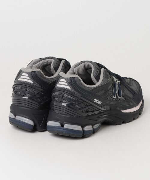 NEW BALANCE(ニューバランス)の「1906N(スニーカー・レディース・ダークネイビー・27.0cm/26.5cm/26.0cm/25.5cm/25.0cm/24.0cm/30.0cm/29.0cm/28.5cm/28.0cm/27.5cm/23.5cm/23.0cm/22.5cm)」の5枚目の写真