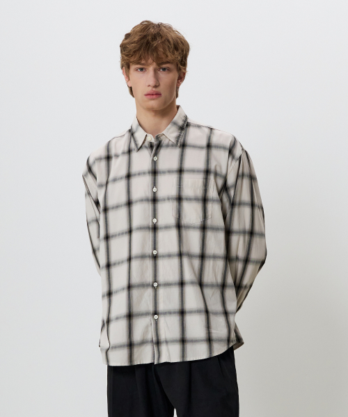 NOUN(ノウン)の「COMFY シャツ(オンブレチェック)(シャツ/ブラウス・メンズ・アイボリー・MEDIUM)」の2枚目の写真