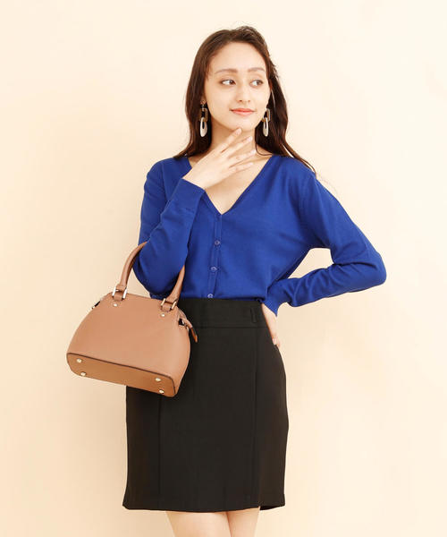 aimoha（アイモハ）の「Ｖネックニットカーディガン（カーディガン/ボレロ・レディース・ブルー系その他/イエロー/パープル系その他/ホワイト/スカイブルー/アイボリー/ピンク/レッド/ベージュ/ミント/ブラック/ブルー/グリーン/グレー/レッド系その他/ネイビー/キャメル/ホワイト×ネイビー/ホワイト×ブラック/ホワイト×ブルー/ブルー系その他2・XX-LARGE/X-LARGE/LARGE/SMALL/MEDIUM/XXXX-LARGE/XXX-LARGE）」の13枚目の写真