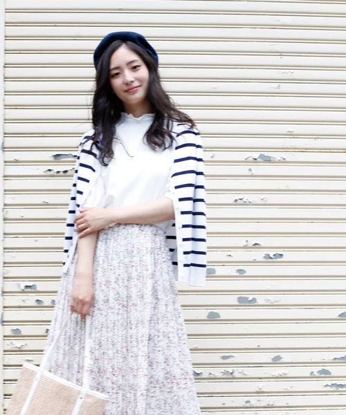 aimoha（アイモハ）の「Ｖネックニットカーディガン（カーディガン/ボレロ・レディース・ブルー系その他/イエロー/パープル系その他/ホワイト/スカイブルー/アイボリー/ピンク/レッド/ベージュ/ミント/ブラック/ブルー/グリーン/グレー/レッド系その他/ネイビー/キャメル/ホワイト×ネイビー/ホワイト×ブラック/ホワイト×ブルー/ブルー系その他2・XX-LARGE/X-LARGE/LARGE/SMALL/MEDIUM/XXXX-LARGE/XXX-LARGE）」の22枚目の写真