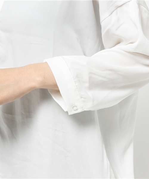 Denime（ドゥニーム）の「スキッパーとろみブラウス（シャツ/ブラウス・レディース・グレー/ホワイト/ブラック・FREE）」の4枚目の写真