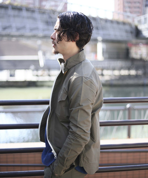 Denime(ドゥニーム)の「64ミリタリーZIPシャツ(ナイロンジャケット・メンズ・ベージュ/ネイビー/カーキ・MEDIUM/LARGE)」の11枚目の写真