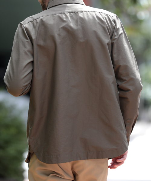 Denime(ドゥニーム)の「64ミリタリーZIPシャツ(ナイロンジャケット・メンズ・ベージュ/ネイビー/カーキ・MEDIUM/LARGE)」の19枚目の写真